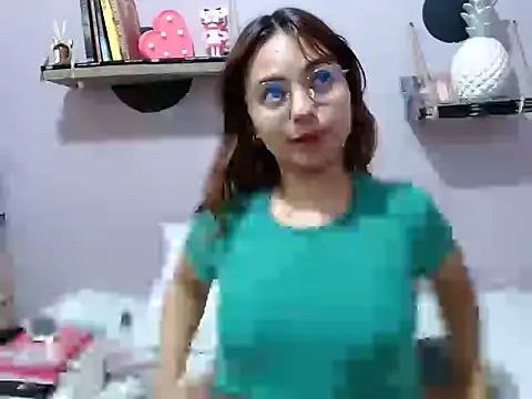 Kitana kitty online show from May 2026 08:19:02 AM
