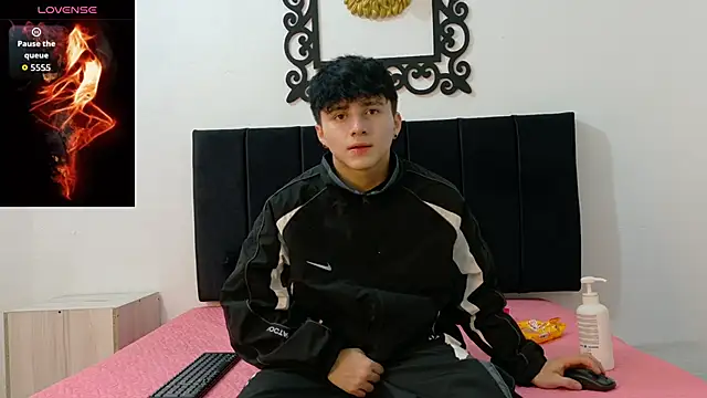 LunayDream online show from June 2026 12:25:02 PM
