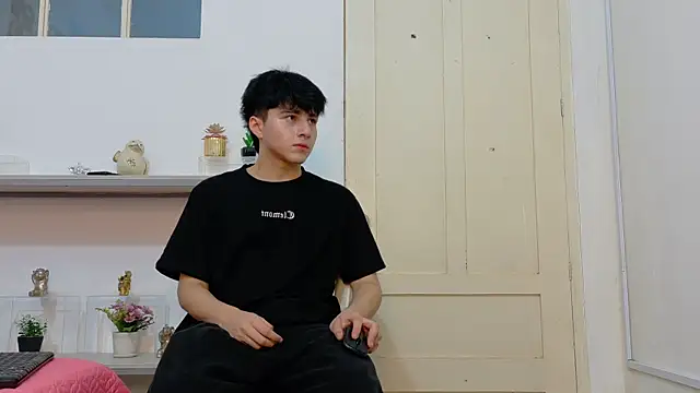 LunayDream online show from June 2026 11:53:02 AM