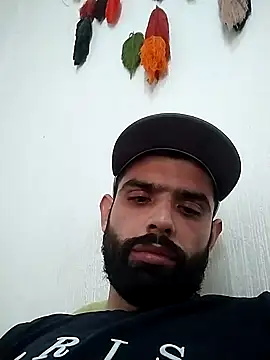 Snapshot of Barbas44420 chatting on May 2026 11:01:01 PM Barbas44420 online show from May 2026 11:01:01 PM
