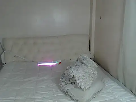 urnaughty paul online show from July 2026 06:47:02 AM
