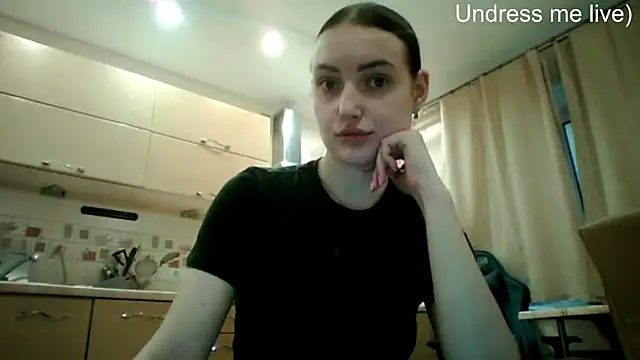 Lisanta online show from May 2026 04:13:01 PM