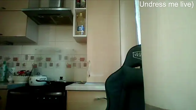 Lisanta online show from May 2026 04:03:01 PM