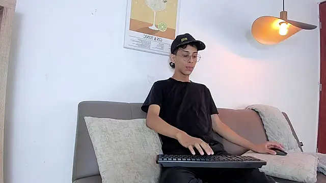dax blaze online show from April 2026 12:40:01 PM