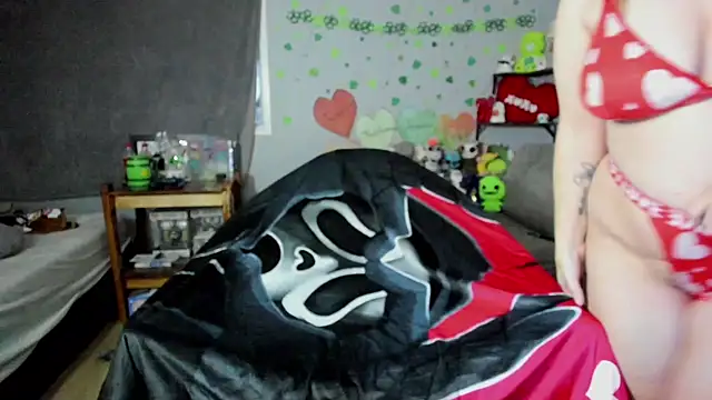 DelilahFields online show from April 2026 02:51:02 AM