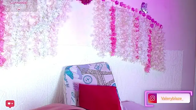 Snapshot of ValeryBlaze_ chatting on July 2026 07:09:01 PM ValeryBlaze online show from July 2026 07:09:01 PM