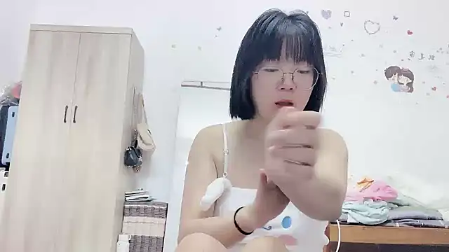 Belle-LL online show from June 2026 01:06:02 PM