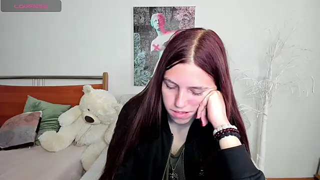 MaryRapunzel online show from April 2026 01:01:01 PM