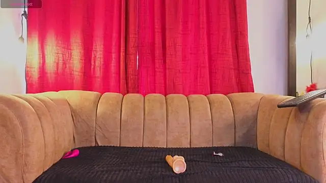 josethariaz25 online show from May 2026 02:44:02 PM