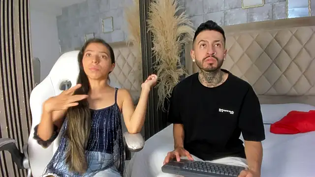 StevenAndLaura online show from April 2026 08:22:02 PM