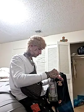 CamsWRLD online show from July 2026 07:13:01 AM