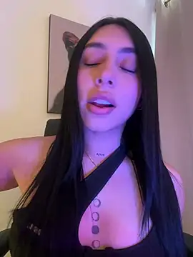 IsabellaNoir  online show from June 2026 04:41:01 PM