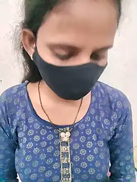 Snapshot of Cutie_Neetu chatting on June 2026 07:32:01 AM Cutie Neetu online show from June 2026 07:32:01 AM