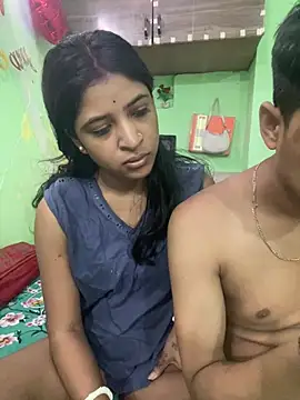 Snapshot of hot-couple-0 chatting on July 2026 05:47:01 AM hot-couple-0 online show from July 2026 05:47:01 AM