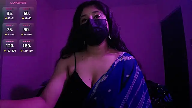 -Queenie online show from May 2026 07:10:02 PM