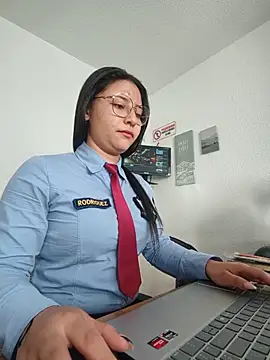 Queen linda1 online show from June 2026 12:26:02 PM