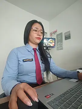 Queen linda1 online show from June 2026 12:22:01 PM