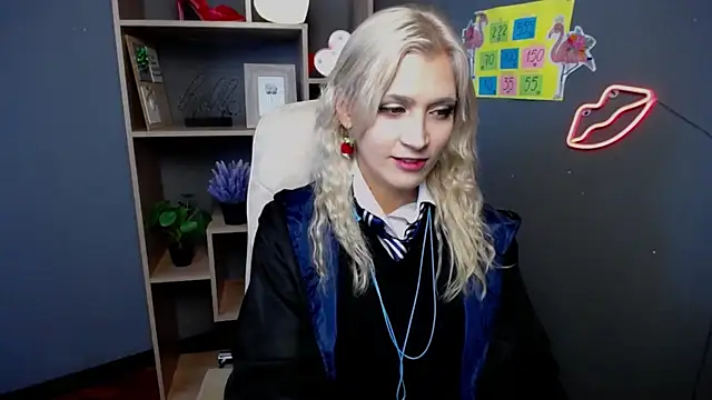 Snapshot of RubyDaviss chatting on May 2026 06:08:01 AM RubyDaviss online show from May 2026 06:08:01 AM