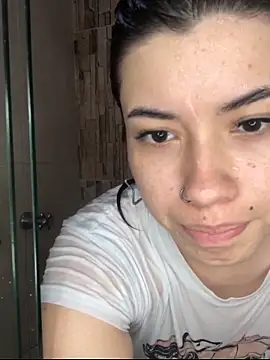 alkivamoon online show from May 2026 07:08:01 PM