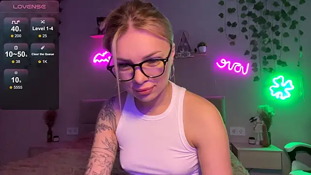 CandyRass online show from May 2026 07:26:01 AM