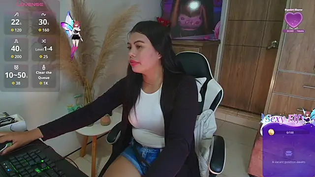 Mia isabella   online show from April 2026 03:29:01 PM