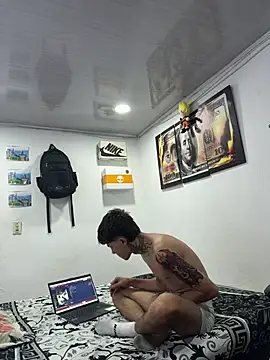 Snapshot of Jackdaniel001_ chatting on June 2026 04:47:01 AM Jackdaniel001 online show from June 2026 04:47:01 AM