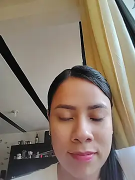 Snapshot of Nicol_Alvarez1 chatting on May 2026 10:16:02 PM Nicol Alvarez1 online show from May 2026 10:16:02 PM