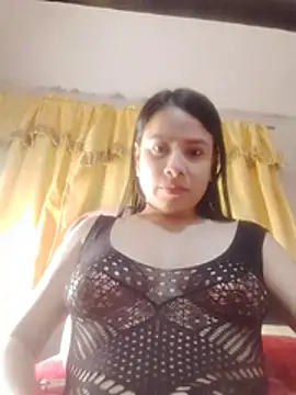 Nicol Alvarez1 online show from June 2026 10:32:01 PM