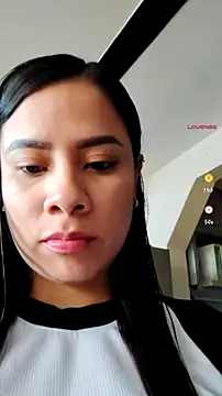 Nicol Alvarez1 online show from July 2026 09:39:02 PM
