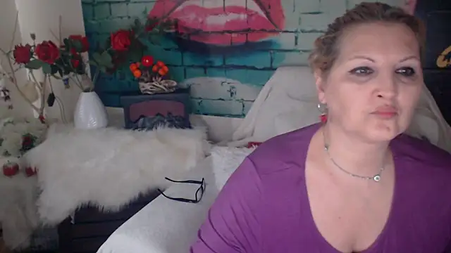 Divineblond online show from March 2025 11:55:02 AM