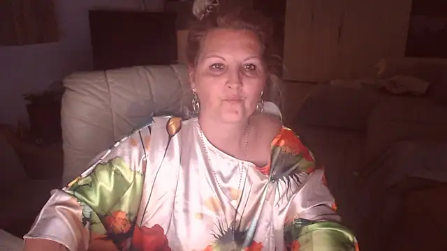 Divineblond online show from September 2025 10:54:01 PM