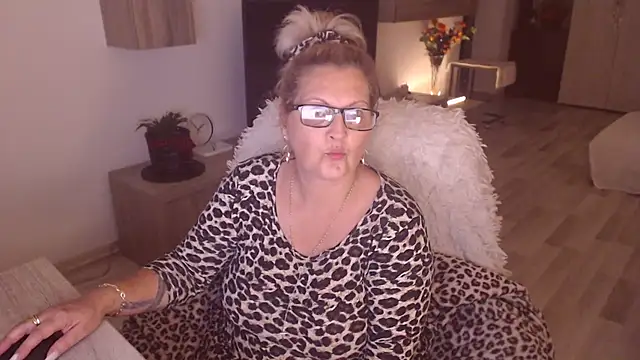 Divineblond online show from October 2025 10:55:02 PM