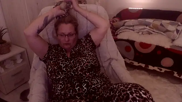 Divineblond online show from March 2026 10:02:01 PM