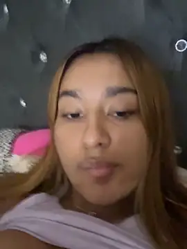 CloeSmithaa online show from May 2026 06:09:01 AM