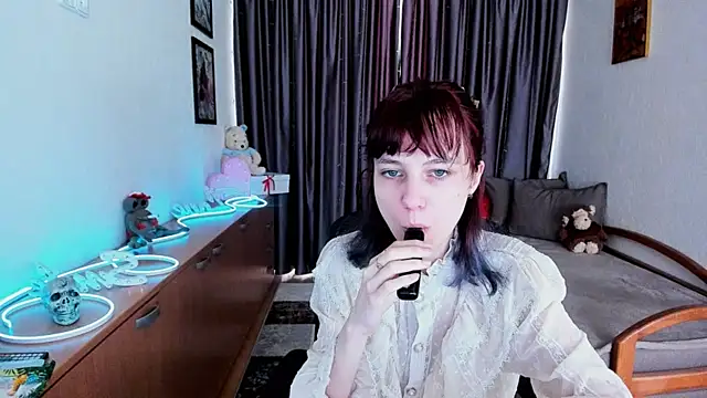 Snapshot of MiniLysii chatting on June 2026 05:56:02 AM MiniLysii online show from June 2026 05:56:02 AM