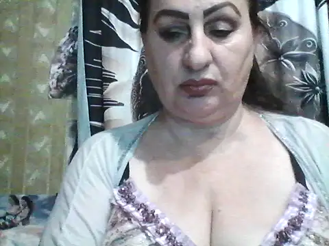 Snapshot of LoaqLovew chatting on July 2026 06:53:02 AM LoaqLovew online show from July 2026 06:53:02 AM