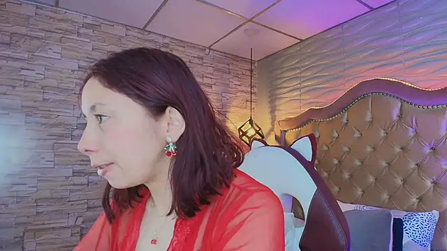 Snapshot of stephaniesun_ chatting on May 2026 12:57:02 PM stephaniesun online show from May 2026 12:57:02 PM