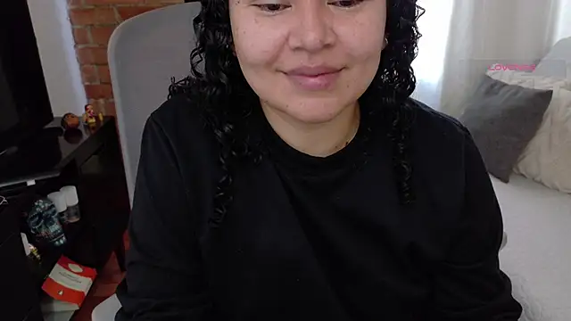 Snapshot of MissBronte chatting on May 2026 03:50:01 PM MissBronte online show from May 2026 03:50:01 PM