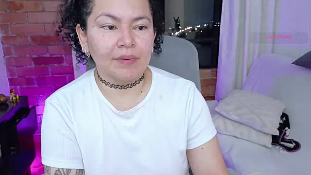 Snapshot of MissBronte chatting on June 2026 02:47:02 AM MissBronte online show from June 2026 02:47:02 AM