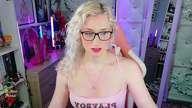 Madame Blonde online show from June 2026 01:57:01 PM