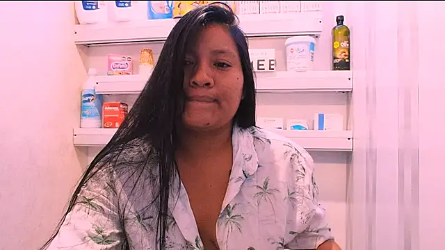 Sol vannesa online show from April 2026 08:33:02 PM