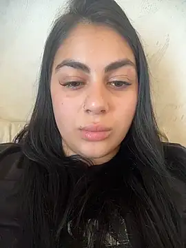 Snapshot of LilyLovell chatting on June 2026 12:00:02 PM LilyLovell online show from June 2026 12:00:02 PM