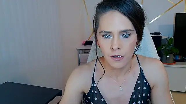 Snapshot of khalessi13 chatting on June 2026 08:53:01 PM khalessi13 online show from June 2026 08:53:01 PM