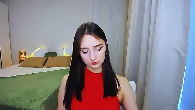 JulietteMonli online show from June 2026 12:04:02 PM