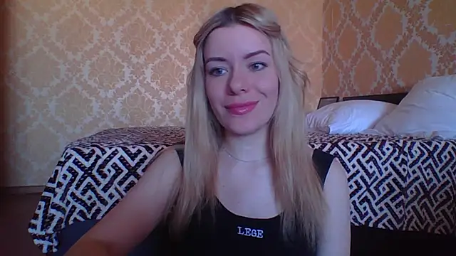 Snapshot of Softy_Aura_ chatting on May 2026 09:39:02 AM Softy Aura online show from May 2026 09:39:02 AM