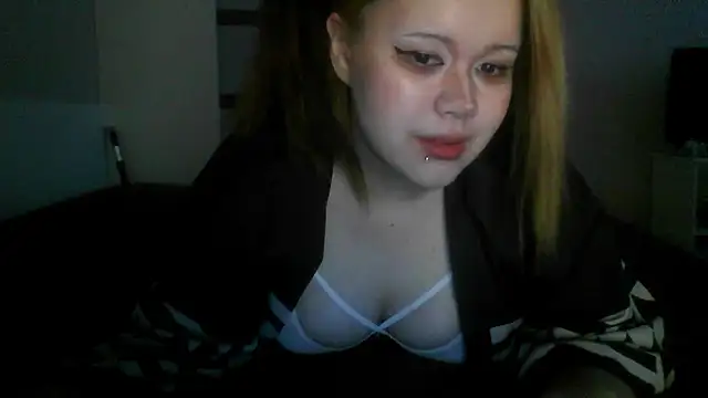 Amanda Mia  online show from June 2026 04:49:02 PM