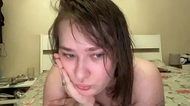 Snapshot of BettyRussian chatting on June 2026 03:38:02 PM BettyRussian online show from June 2026 03:38:02 PM