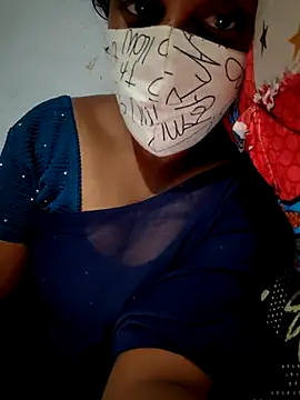 Tamil Hot HoneyBee online show from May 2026 07:59:02 PM