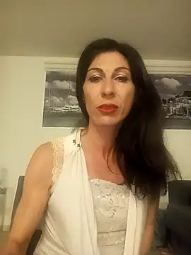 Snapshot of Ambra84 chatting on May 2026 09:53:02 PM Ambra84 online show from May 2026 09:53:02 PM