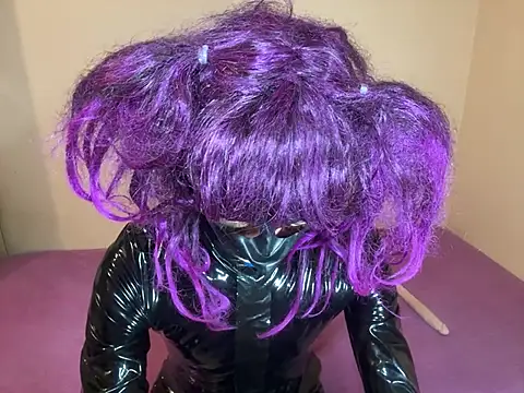 crazytranny online show from March 2025 07:06:01 PM